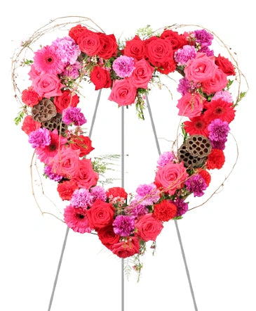 Heartfelt Array (Standing Wreath)